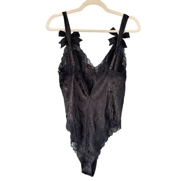 T1 VTG‎ Victoria's Secret Floral Teddy Bodysuit Black Gold Label - Picture 2 of 7